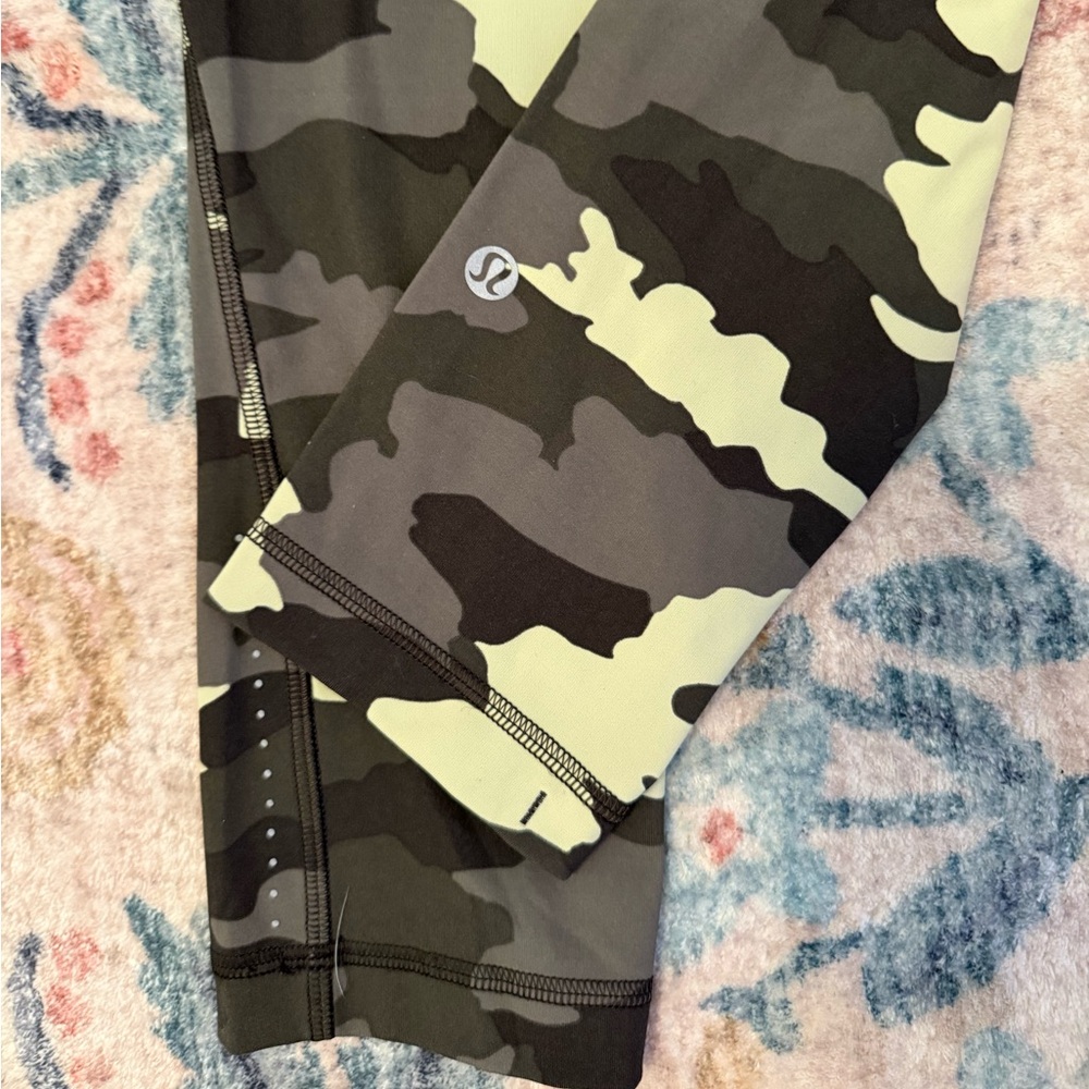 Lululemon Camo Leggings-size 0